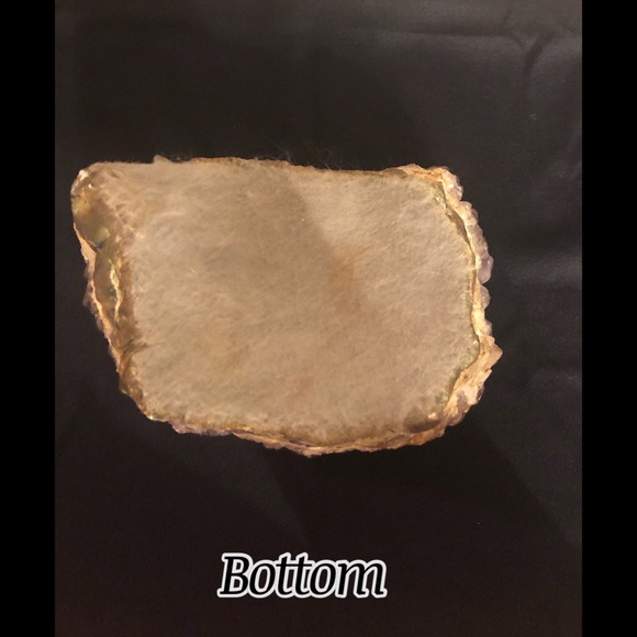 Beautiful Amethyst Crystal T candle holder - Picture 5 of 6